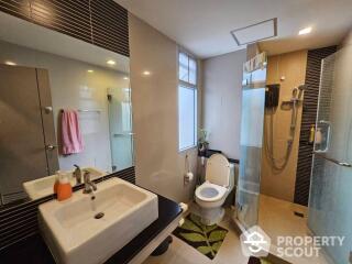 2-BR Condo at Tree Condo Luxe Sukhumvit 52 near BTS On Nut