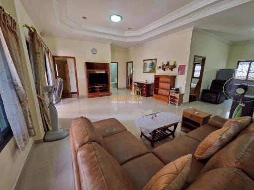 3 Bedrooms Villa / Single House in Ponthep 6 East Pattaya H011762