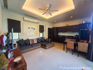 4-Bedroom Oriental-style Pool Villa for Sale in Two Villas kok Yang Estate 2, Naiharn, Phuket