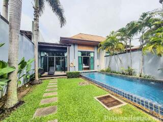 2-Bedroom Vacation-style Villa for Sale in Saiyuan Estate, Naiharn, Phuket