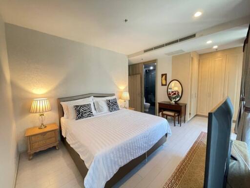 Noble Ploenchit 2 bedroom condo for rent