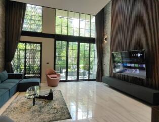 Quarter 31  4 Bedroom Luxury House in Central Phrom Phong