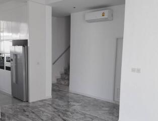 4 Bedroom Townhouse  Prompak Gardens Thonglor