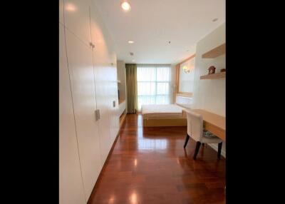 3 Bedroom For Rent in Chatrium Residence Riverside