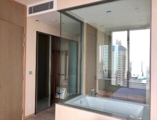 The Esse Asoke  2 Bedroom Luxury Condo For Rent