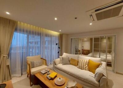 2 Bedroom For Rent in State Tower Sathorn
