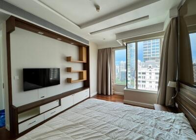Q Langsuan  Spacious 2 Bedroom Luxury Condo in Chidlom