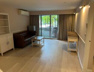 Raintree Villa | Spacious 1 Bedroom Condo For Rent in Thonglor