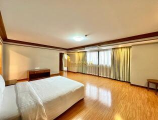 United Tower  Very Spacious 2 Bedroom Condo For Rent in Sukhumvit 55