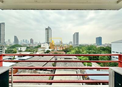 2 Bedroom Low Rise Serviced Apartment in Sathorn