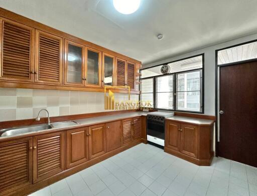 Le Premier 1  Spacious 2 Bedroom Condo For Rent in Asoke