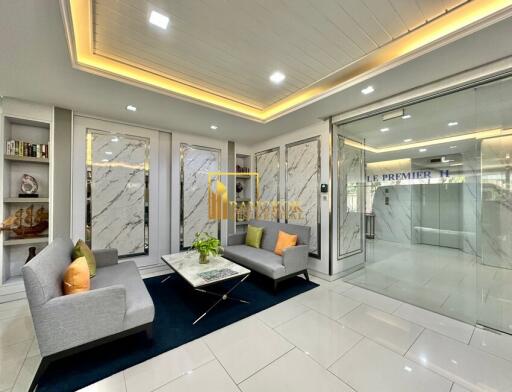 Le Premier 2  Spacious 4 Bedroom Duplex Penthouse in Thonglor