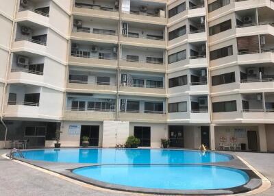 Condo for Sale at Riverside condominium