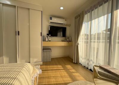 1 Bedroom Condo for Sale at Tarntip Garden Place 2