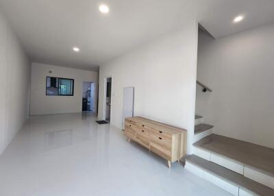 Townhouse for Rent at Altitude Kraf Bangna