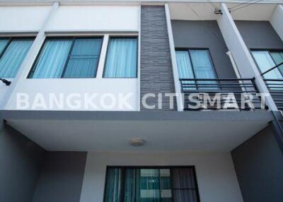 Townhouse at Pleno Phaholyothin-Rangsit for sale