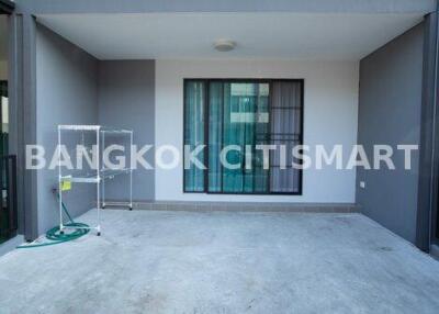 Townhouse at Pleno Phaholyothin-Rangsit for sale