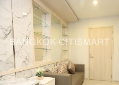 Condo at Life Asoke for rent