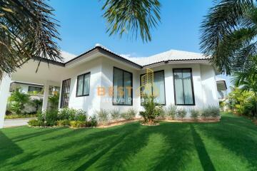 3 Bedrooms Villa / Single House in Nibbana Shade East Pattaya H011767