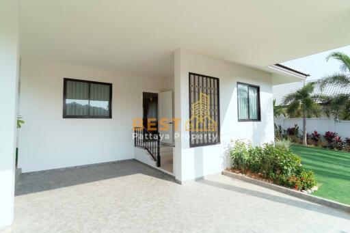 3 Bedrooms Villa / Single House in Nibbana Shade East Pattaya H011767