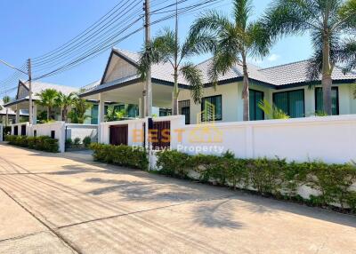 3 Bedrooms Villa / Single House in Nibbana Shade East Pattaya H011767