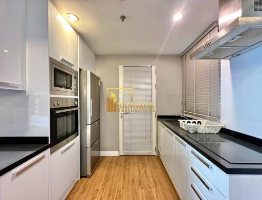 Baan Siri 31 | Nicely Decorated 2 Bedroom Property in Phrom Phong