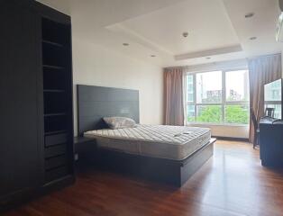 Avenue 61 | Spacious 2 Bedroom Ekkamai Condo For Rent
