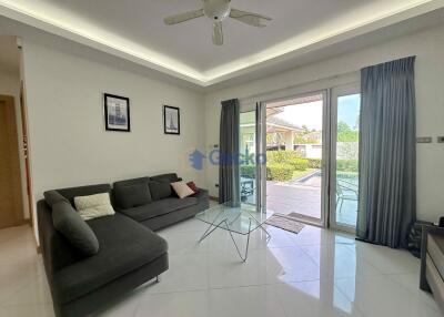 3 Bedrooms House in Green Field Villa 5 East Pattaya H011525