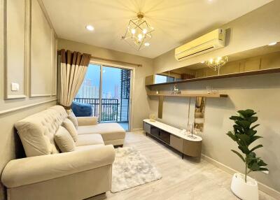 Condo for Sale at Intro Condominium