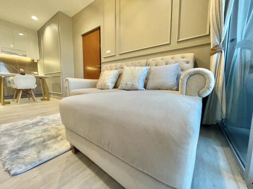 Condo for Sale at Intro Condominium