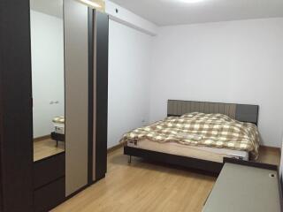 Condo for Rent at Supalai Park Ekkamai - Thonglor