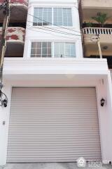 4-BR Townhouse near BTS Thong Lor (ID 513937)