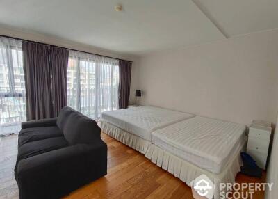 2-BR Condo at Montrose Court near BTS Phrom Phong