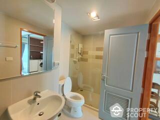 2-BR Condo at Montrose Court near BTS Phrom Phong