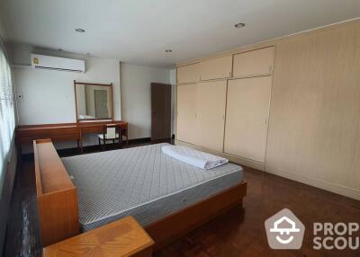 2-BR Apt. near BTS Phloen Chit