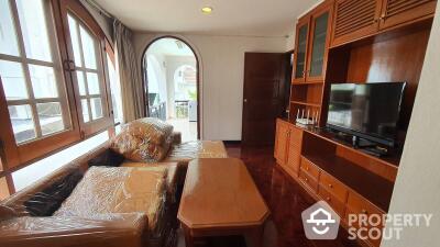 1-BR Apt. near BTS Phloen Chit