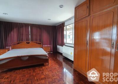 1-BR Apt. near BTS Phloen Chit