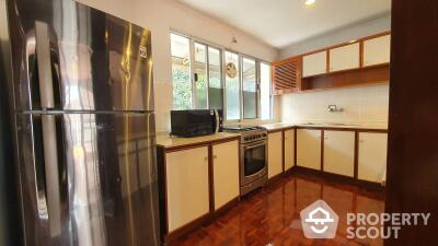 1-BR Apt. near BTS Phloen Chit