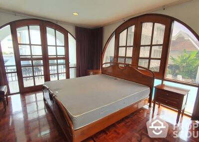 1-BR Apt. near BTS Phloen Chit