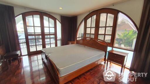 1-BR Apt. near BTS Phloen Chit