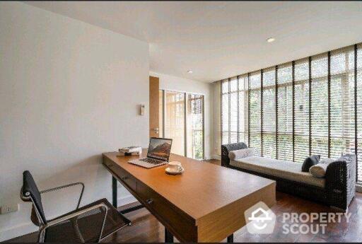 3-BR Apt. near BTS Phrom Phong