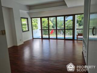 4-BR Apt. near BTS Phloen Chit