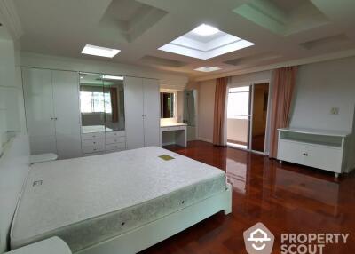 2-BR Apt. near MRT Sukhumvit (ID 515496)