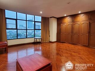 2-BR Serviced Apt. near BTS Thong Lor (ID 412357)