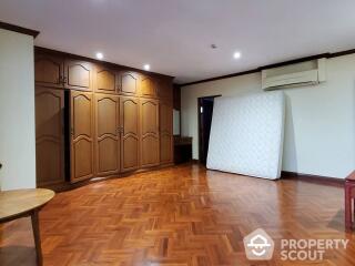 2-BR Serviced Apt. near BTS Thong Lor (ID 412357)