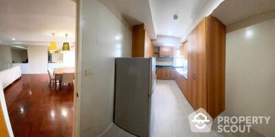 2-BR Serviced Apt. near MRT Khlong Toei (ID 411002)