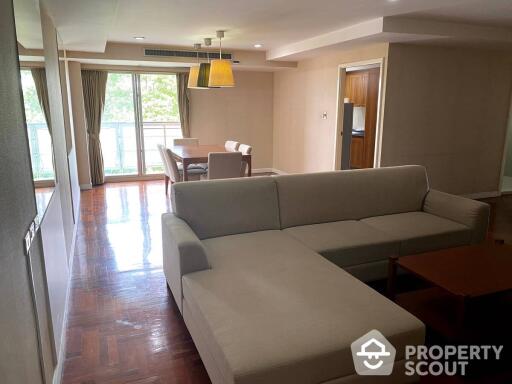 2-BR Serviced Apt. near MRT Khlong Toei (ID 411002)