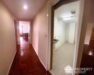 2-BR Serviced Apt. near MRT Khlong Toei (ID 411002)