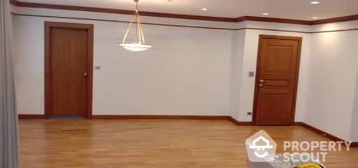 3-BR Apt. near BTS Chong Nonsi