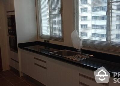 3-BR Apt. near BTS Chong Nonsi